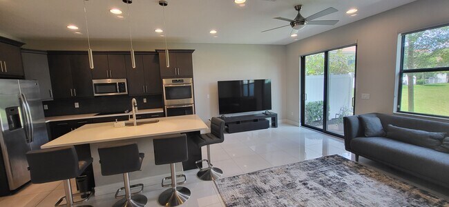 Building Photo - 10207 Akenside Dr