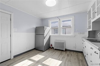 Building Photo - 71 Gerald Ave