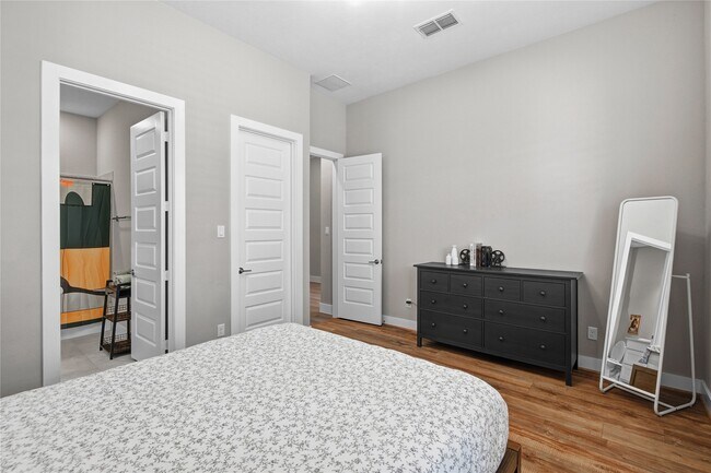 Building Photo - 1222 McMurtry Ridge Dr