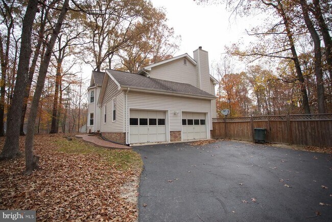 Building Photo - 8391 Miller Pl