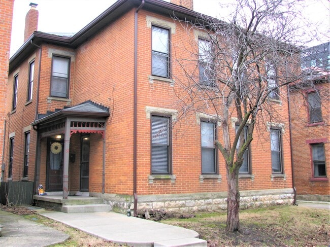 Building Photo - 57 E Russell St