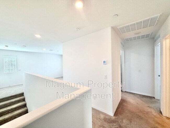 Building Photo - 36980 Camino Spgs Ave