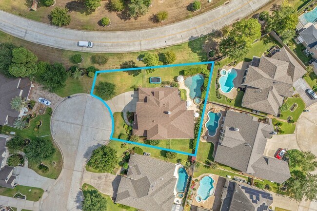 Building Photo - 7603 Hogan Bridge Court