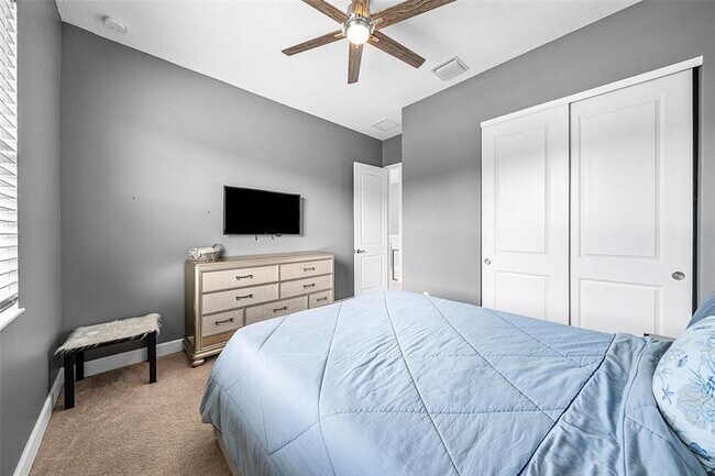 Building Photo - 15406 Goldfinch Cir