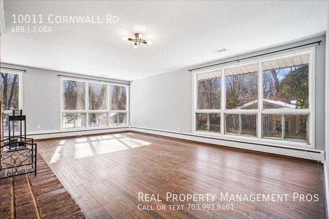 Building Photo - 10011 Cornwall Rd