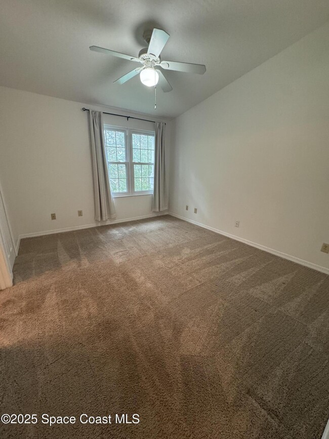 Building Photo - 7667 N Wickham Rd