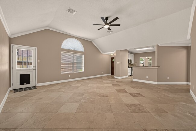 Building Photo - 12135 English Brook Cir