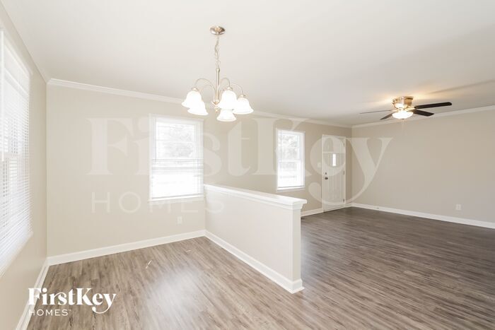 Building Photo - 2108 Garland Ave