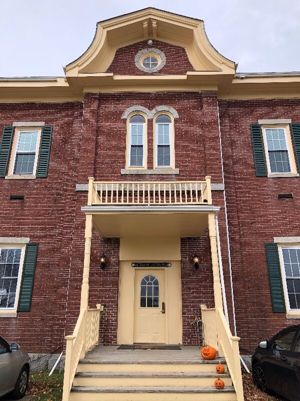 Primary Photo - 27 Mt Ephraim Rd