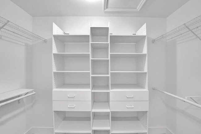 Building Photo - 4110 NW 10th St