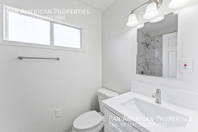 Building Photo - 14036 Dickey St-A