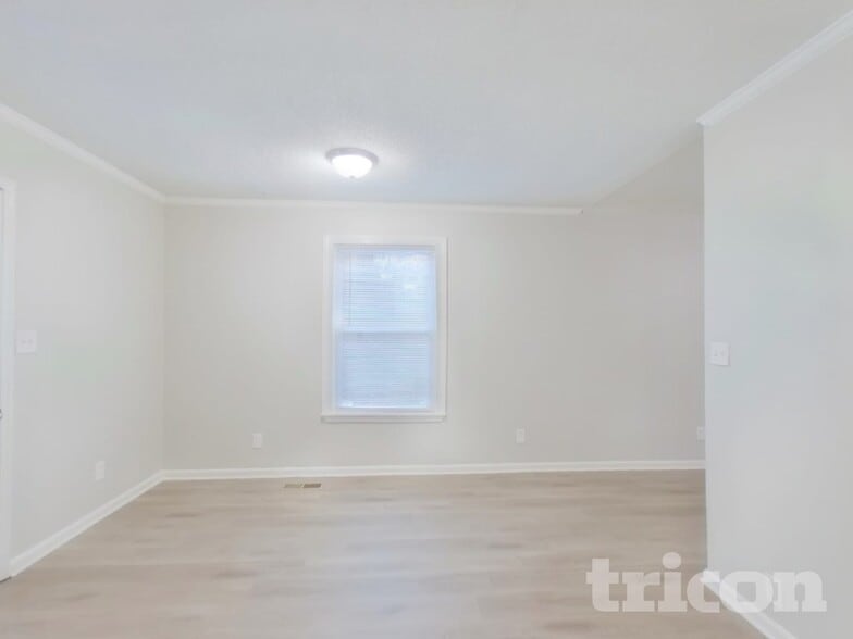 Building Photo - 6273 Branch Hill Cir