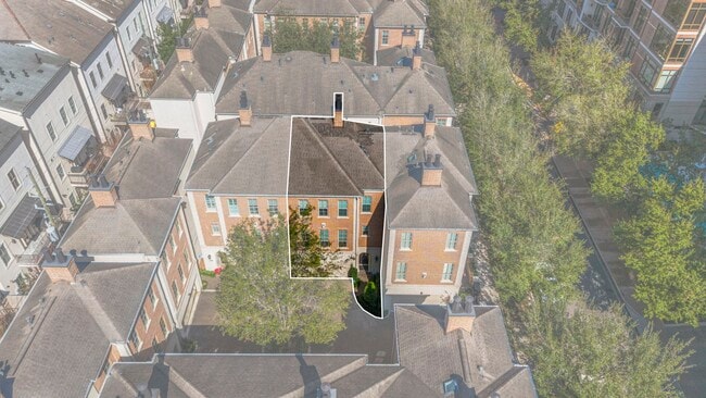 Building Photo - 2174 Briarglen Dr