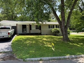 Building Photo - Renovated Rocky Hill Home
