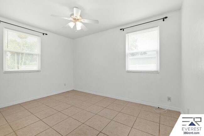 Building Photo - 618 S Lanvale Ave
