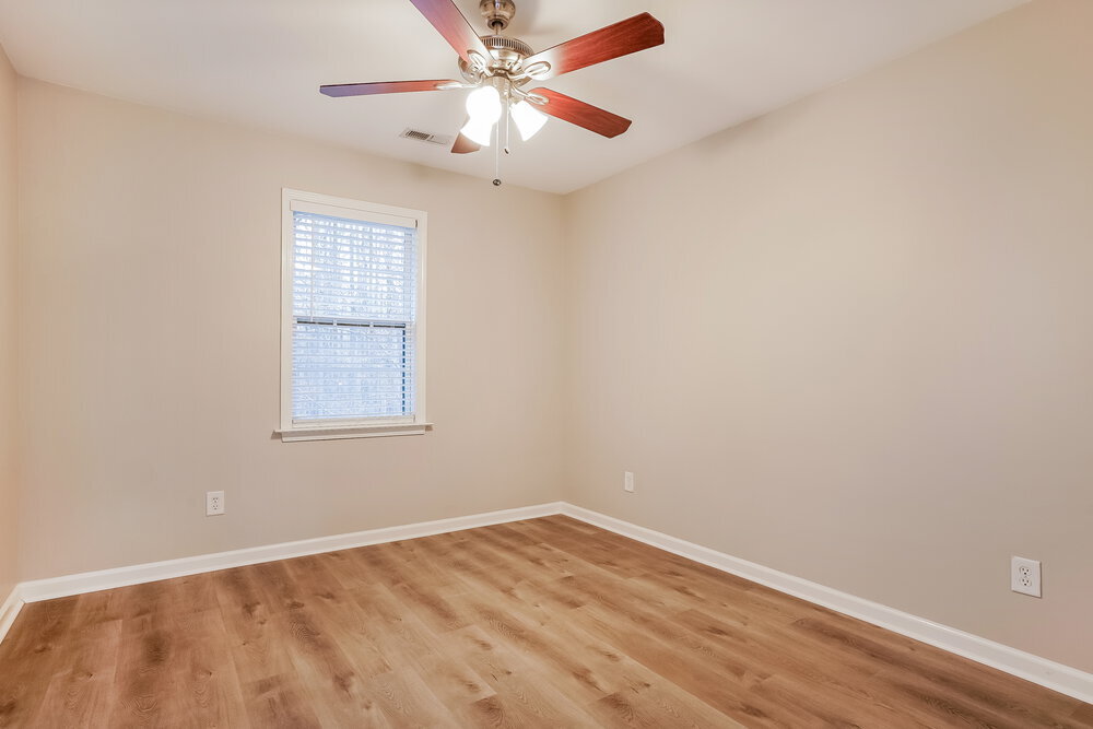 Building Photo - 343 Victor Ct