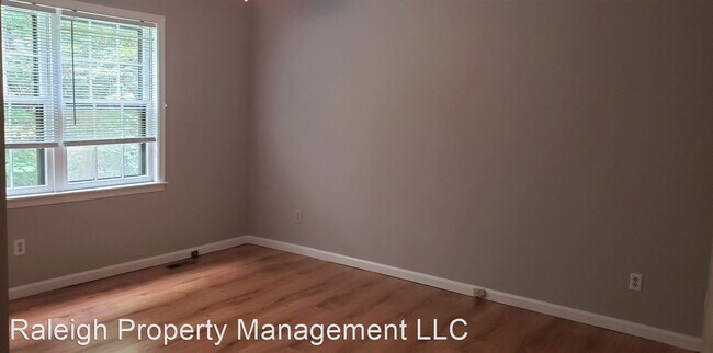 Building Photo - 4 br, 2.5 bath House - 4205 Pickwick Drive