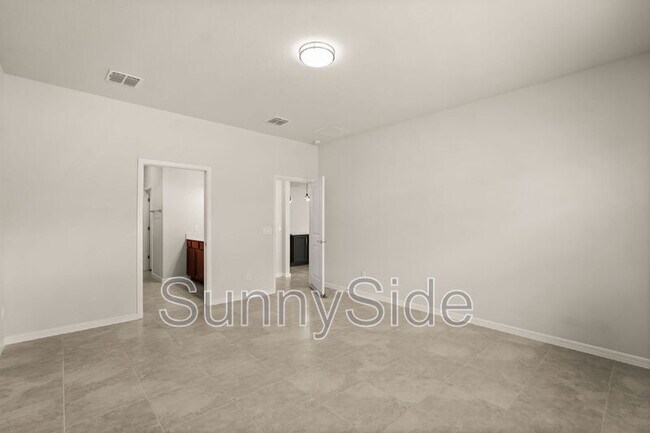 Building Photo - 2715 Clear Night Ave