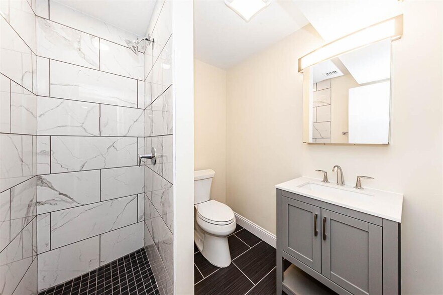 Building Photo - 29 Albion St