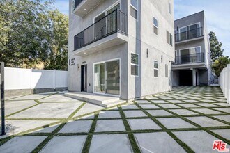 Building Photo - 10826 1/2 Hesby Street, Los Angeles, CA 91...