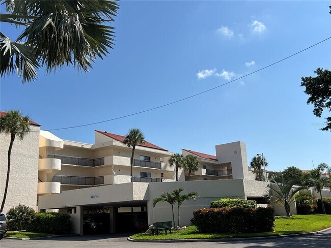Building Photo - 5541 PUERTA DEL SOL Blvd