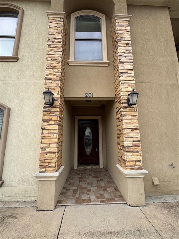 Building Photo - 14 N 1st St