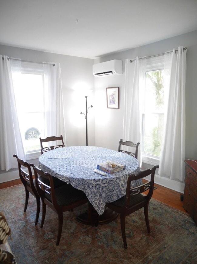 Building Photo - Charming 3-Bedroom Home in Cambridge – Steps from the Choptank River