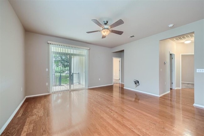 Building Photo - 120 Muir Ct