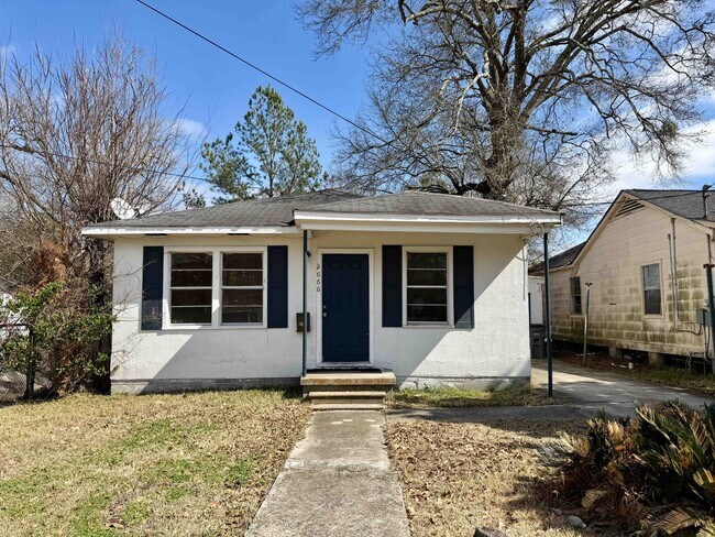 Building Photo - 2666 Sheldon Dr