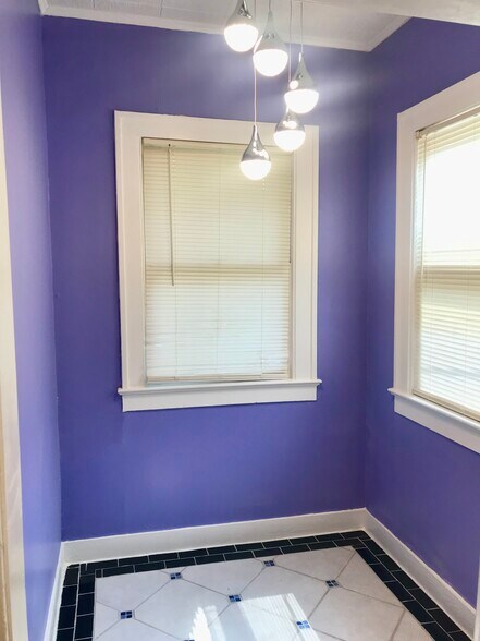 Dining Room - 1107 W Russell Pl