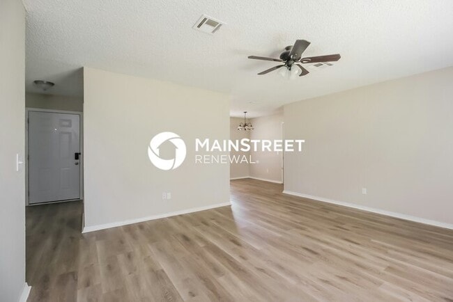 Building Photo - 3 Bedroom Pet-Friendly Home in CHOCTAW, OK...