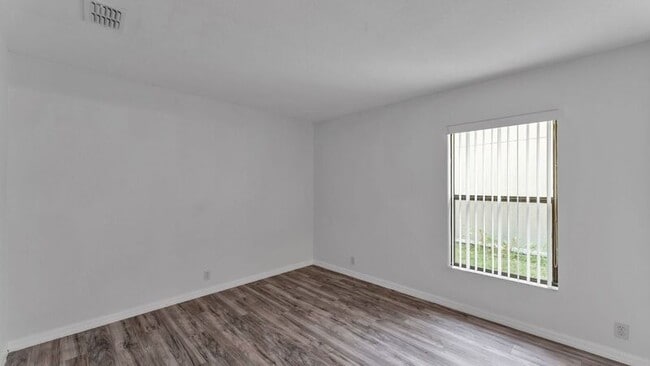 Building Photo - 3360 Fiddle Leaf Way