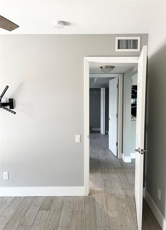 Building Photo - 5328 NE 6th Ave