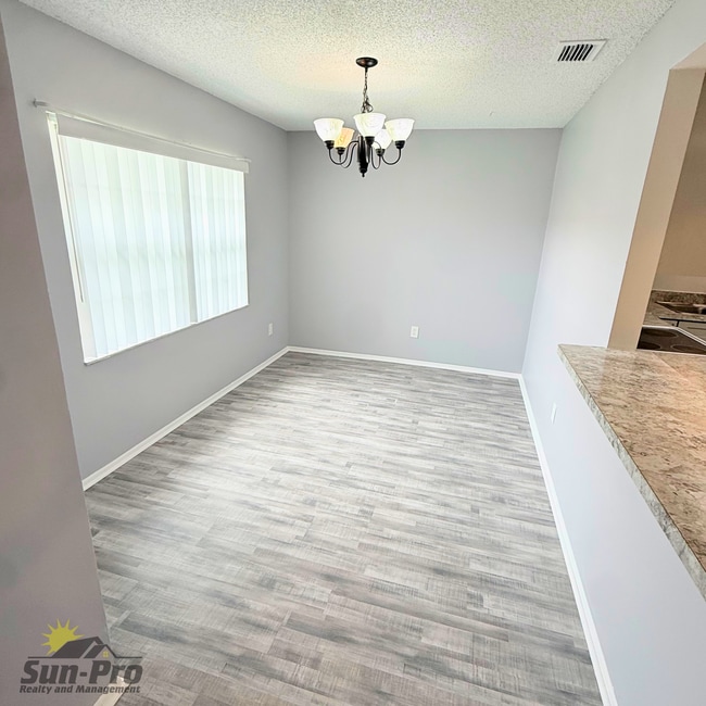 Building Photo - 417 Banana Cay Dr