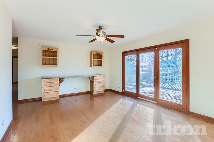 Building Photo - 1441 Maple Ln