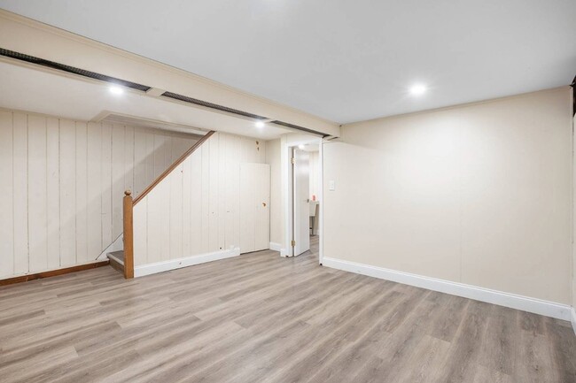 Building Photo - 7013 35th Rd