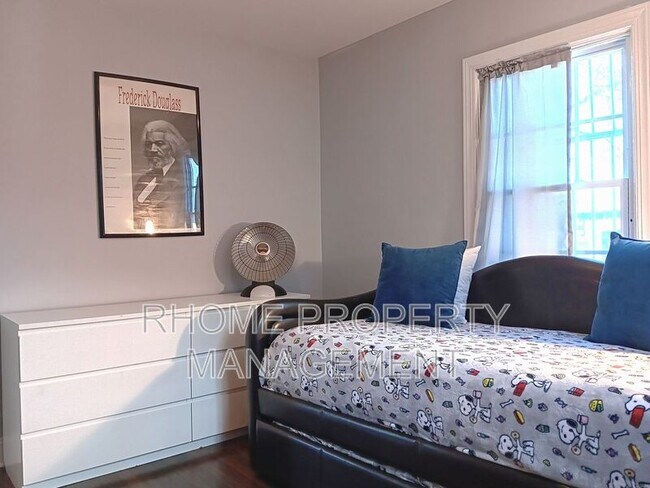 Building Photo - 1711 Candler Rd