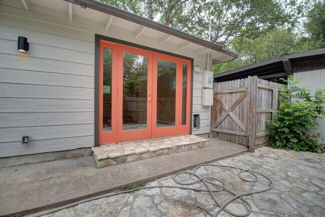 Building Photo - 1608 Boyd Ln