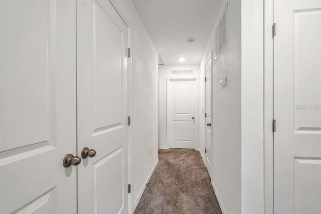 Building Photo - 1124 Merrill St