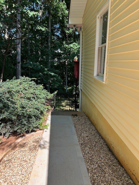 Building Photo - 4906 Wade Valley Way