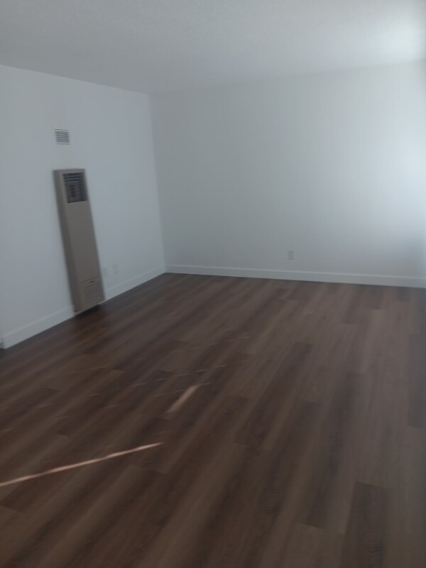 Building Photo - 9371 Cellini Ave