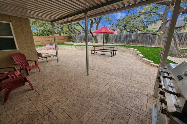 Building Photo - 8411 Brixton