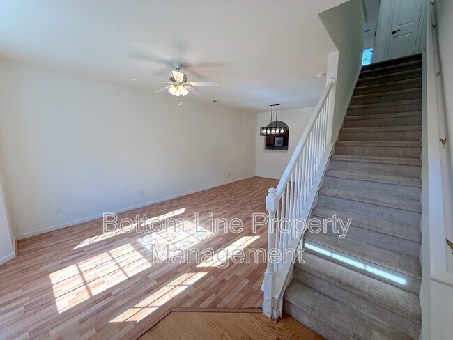 Building Photo - 5703 Erin Dr