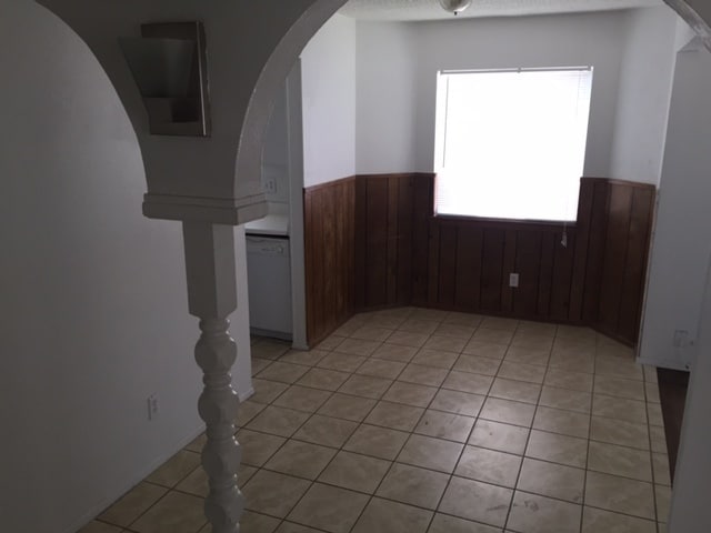 Building Photo - Northeast El Paso 3 bed