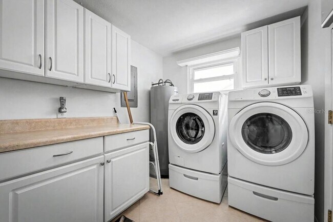 Building Photo - 3 Edmond Ct