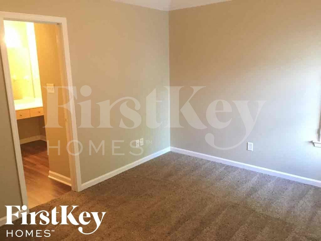 Building Photo - 865 Abbey Grove Ln