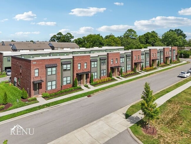 Building Photo - 1001 Lifford Ln