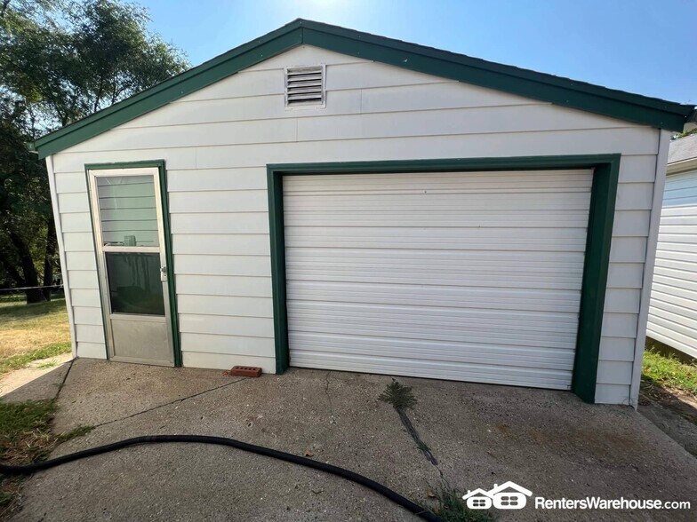 Building Photo - 3916 15th St