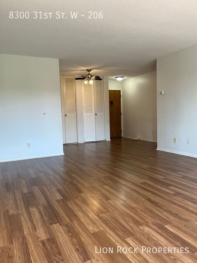 Building Photo - 8300 W 31st St