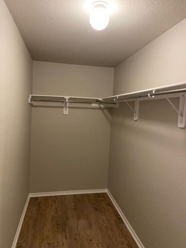 Building Photo - *Pre-leasing* Four Bedroom | Two Bath Home...